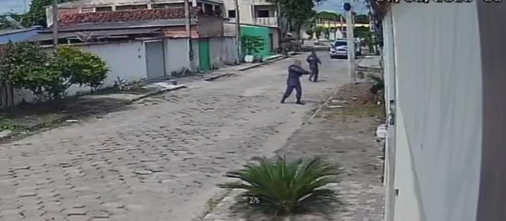 POLICIAIS PRESOS FORJARAM BOLETIM DE OCORRÊNCIA PARA ESCONDER CRIME DE EXECUÇÃO A JOVEM QUE ESTAVA ALGEMADO QUANDO FOI EXECUTADO PELOS POLICIAIS DA PM.