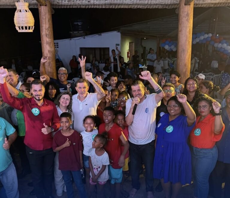 Com casa completamente lotada e apoio do prefeito Daniel Santana, PDT chancela Henrique Follador candidato a prefeito de São Mateus em convenção do partido.