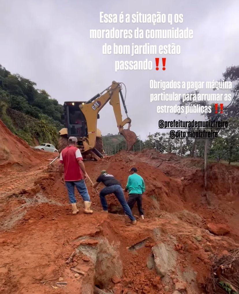 VERGONHA EM MUNIZ FREIRE: PREFEITO DITO SILVA (PSB) ABANDONA COMUNIDADE DE BOM JARDIM, E MORADORES SÃO OBRIGADOS A PAGAR POR MÁQUINAS PARA ARRUMAR ESTRADAS PÚBLICAS – UM ABANDONO CRIMINOSO POR UM DIREITO BÁSICO